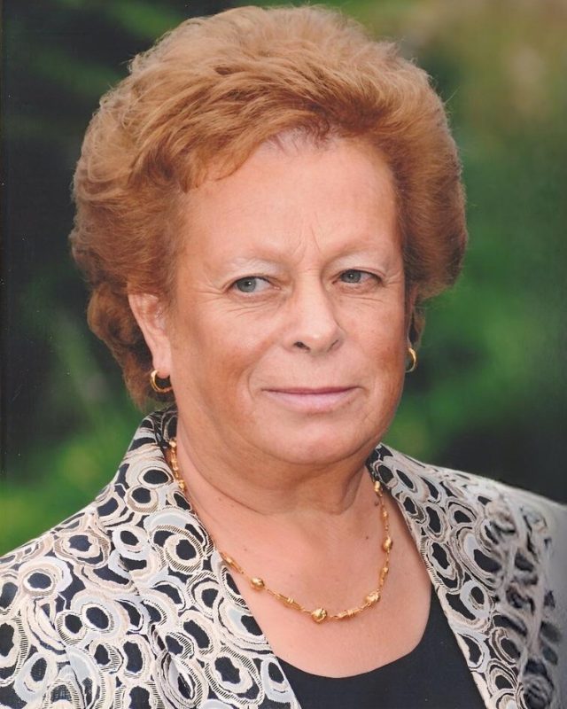 Elisabete Gomes Carneiro