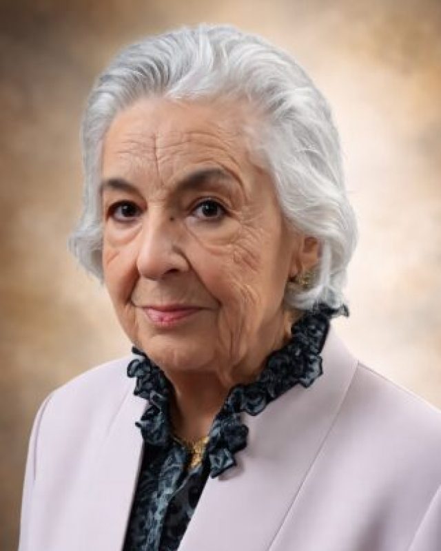 Maria de Lourdes Gomes Garcia e Costa Ferreira